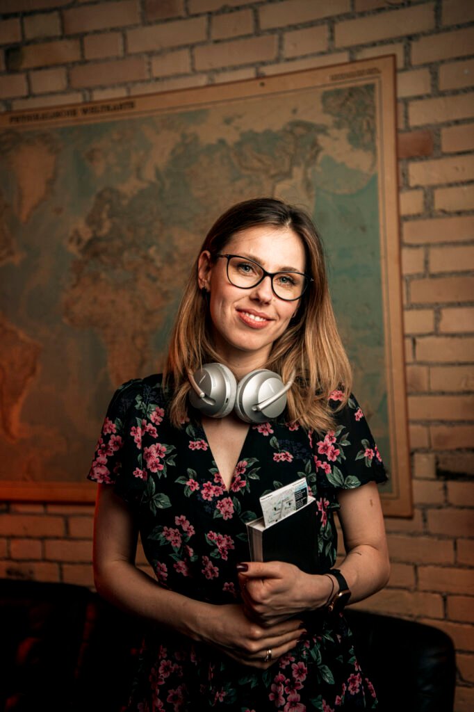 Professional headshot of Aleksandra Hola, Freelance Full-Stack and WordPress Website Developer in Zürich